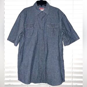 Wrangler Premium Quality Comfort Flex Button Up